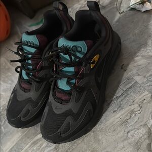 Nike Black and Teal Athletic Shoes with Maroon Highlights